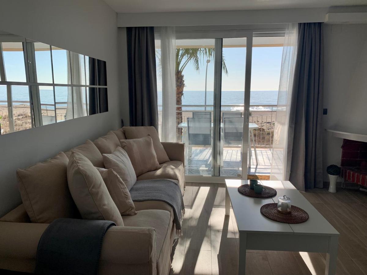 Formentor Apartment Castelldefels Luaran gambar